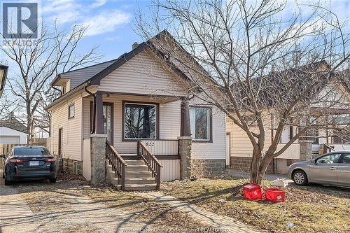 822 PARTINGTON AVENUE  Windsor, ON N9B 2N8