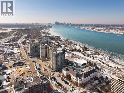 5055 RIVERSIDE DRIVE Unit# 201 , Windsor, Ontario N8Y 5A6 4