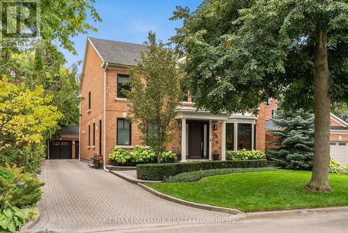 54 THEOBALDS CIRCLE  Richmond Hill, ON L4C 9C9