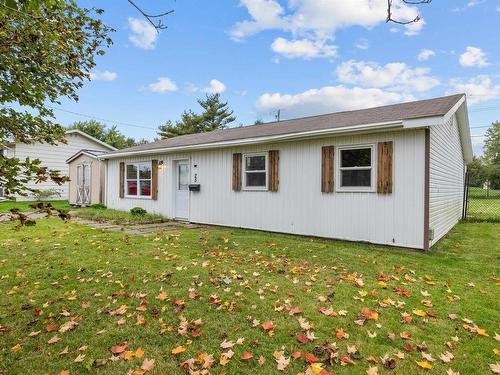 25 Andrews Court  Charlottetown, PE C1C 1B2