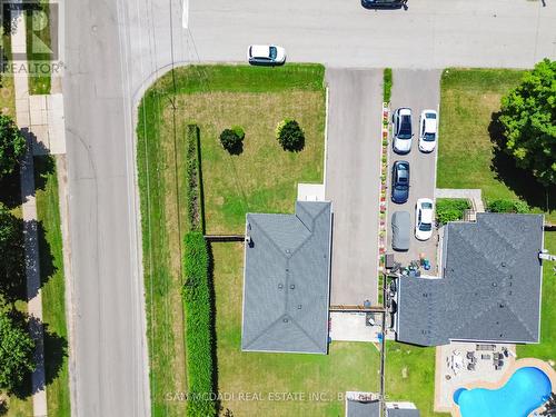 UPPER - 544 SANDMERE PLACE , Oakville, Ontario L6L 4G4 3