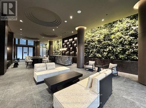 717N - 120 BROADWAY AVENUE , Toronto, Ontario M4P 0E9 2