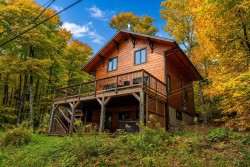950 Rue de Château-d'Aix  Val-David, QC J0T 2N0