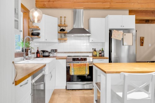 950 Rue de Château-d'Aix , Val-David, QC J0T 2N0 5