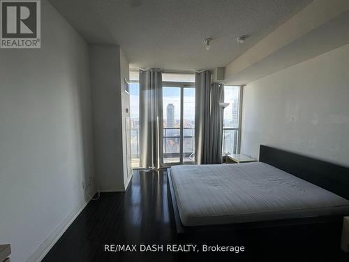 2701 - 25 CARLTON STREET , Toronto, Ontario M5B 1L4 4