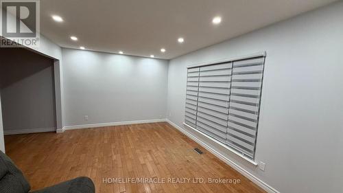 89 DUNSFOLD DRIVE , Toronto, Ontario M1B 1T5 3