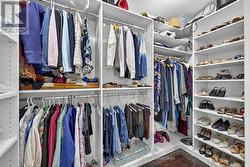 Custom designed walk in closets - 
