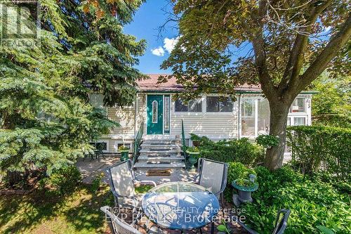MAIN FLOOR - 43 RIDGEMOOR AVENUE , Toronto, Ontario M1N 1M5 3