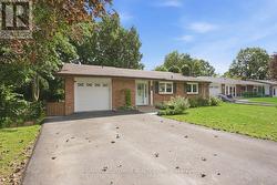 943 MAYFAIR CRESCENT  Kingston, ON K7M 5S5