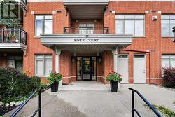 103 - 950 MARGUERITE AVENUE  Ottawa, ON K1K 3T8
