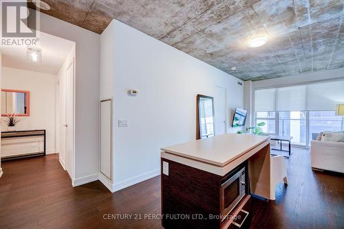 544 - 1030 KING STREET W , Toronto, Ontario M6K 0B4 3