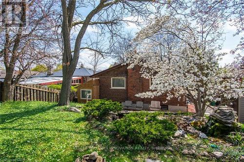 128 Briar Knoll Drive, Kitchener, ON 