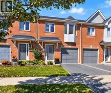 819 VILLAGE GREEN Boulevard Unit# 27  Mississauga, ON L5E 3H7
