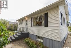 247 Manitoba AVENUE  Kerrobert, SK S0L 1R0