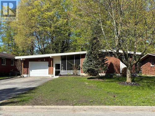 105 QUEEN STREET , Tillsonburg, Ontario N4G 3H4 1