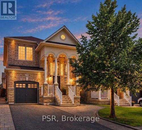 9 WHITE BEACH CRESCENT  Vaughan, ON L6A 0R1