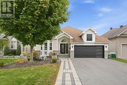 443 LANDSWOOD WAY  Ottawa, ON K2S 0A4