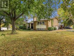 617 SCENIC DRIVE  Hamilton, ON L9C 1H2
