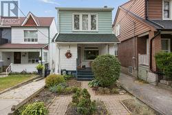 88 WEST LYNN AVENUE Toronto, ON M4C 3W2