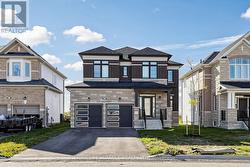 69 SEASON CRESCENT Wasaga Beach, ON L9Z 0M4