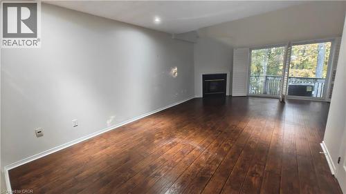 2110 CLEAVER Avenue Unit# 215 , Burlington, Ontario L7M 3Z3 3
