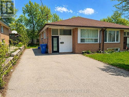 BSMT - 75 NEWBURY DRIVE , Newmarket, Ontario L3Y 4P9 2