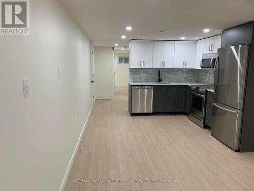 LOWER - 731 YEREMI STREET , Pickering, Ontario L1W 2W8 4