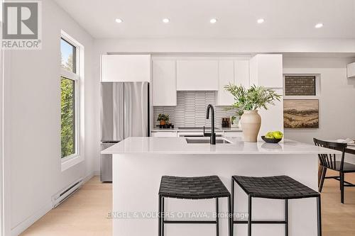 A - 47 FAIRMONT AVENUE , Ottawa, Ontario K1Y 1X4 3