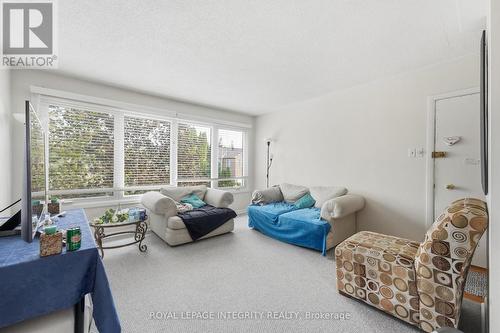 3 - 828 TAVISTOCK ROAD , Ottawa, Ontario K2B 5N4 3