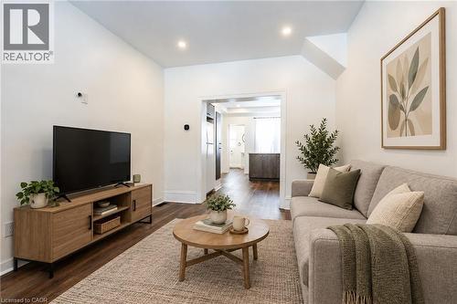 39 GARFIELD Avenue S Unit# 1 , Hamilton, Ontario L8M 2R9 4