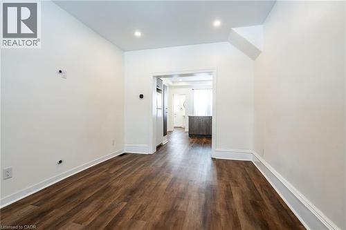 39 GARFIELD Avenue S Unit# 1 , Hamilton, Ontario L8M 2R9 5