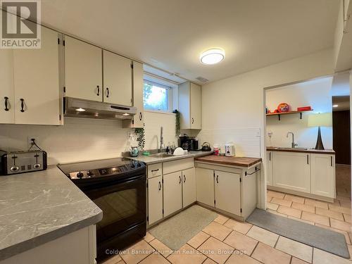 LOWER - 52 RENFIELD STREET , Guelph (General Hospital), Ontario N1E 4A2 5