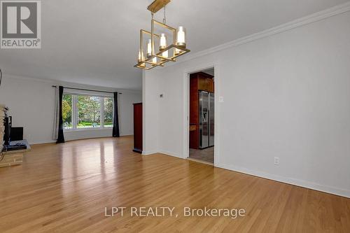 123 Dorothea Drive, Ottawa, ON 
