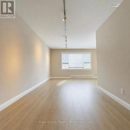 UNIT-6 - 25 PAISLEY BOULEVARD E , Mississauga (Cooksville), Ontario L5A 1P3 4