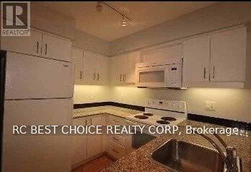 611 - 33 SHEPPARD AVENUE E , Toronto, Ontario M2N 7K1 4