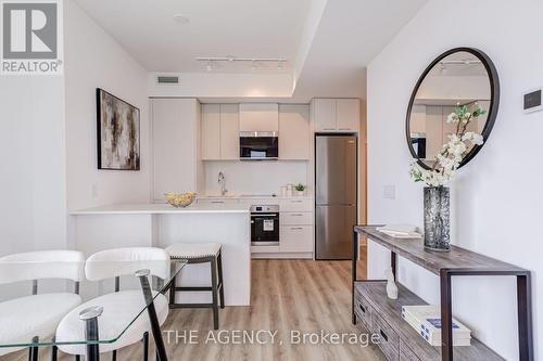 2403 - 10 OAK STREET , Toronto, Ontario M5A 0Z1 4
