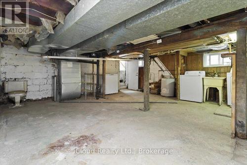 29 Biggar Avenue, Hamilton, ON 