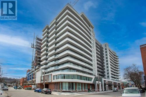 820 - 212 KING WILLIAM STREET , Hamilton, Ontario L8R 0A7 2