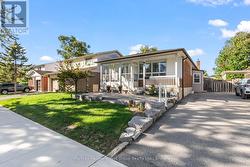 8 CALAIS STREET Whitby (Lynde Creek), ON L1N 5M1