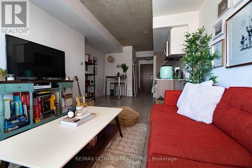 403 - 15 BASEBALL PLACE , Toronto, Ontario M4M 0E6 4