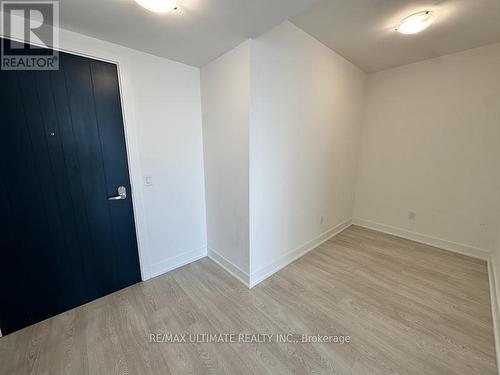 2710 - 2545 SIMCOE STREET N , Oshawa, Ontario L1L 0W3 3