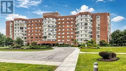 413 - 5 WELDRICK ROAD W Richmond Hill, ON L4C 8S9