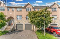 159 SCOUT STREET  Ottawa, ON K2C 4E2