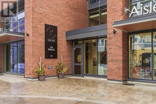 601 - 320 MIWATE PRIVATE , Ottawa, Ontario K1R 0E1 2