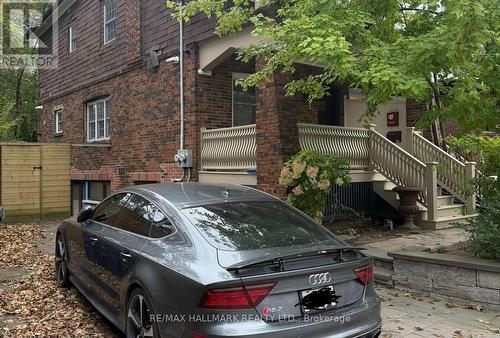 33 HILLSDALE AVENUE W , Toronto, Ontario M5P 1E9