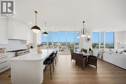 2007 JAMES Street Unit# 2201  Burlington, ON L7R 0G7