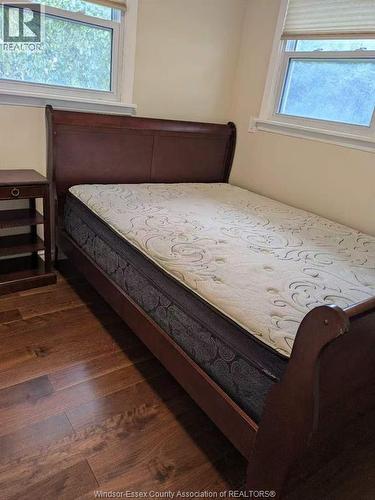 372 Brighton ROAD Unit# 1 , Tecumseh, Ontario N8N 2L2 3