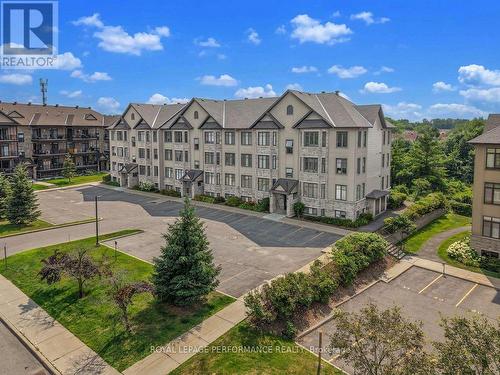 8 - 60 PRESTIGE CIRC CIRCLE , Ottawa, Ontario K4A 0Y1 2