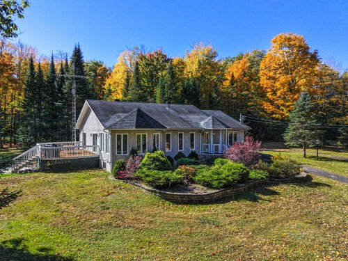 95 Ch. Danis  Grenville-Sur-La-Rouge, QC J0V 1B0