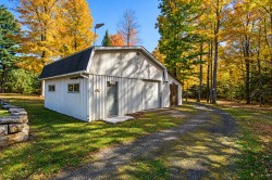 Garage - 